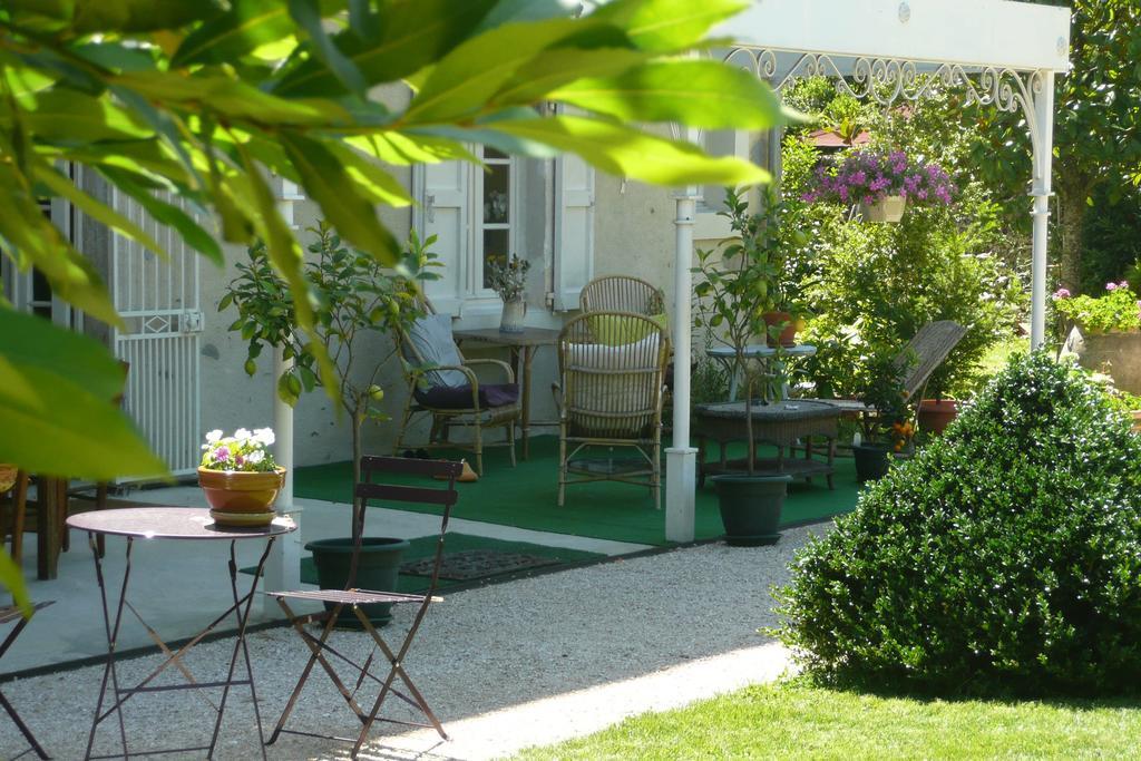 Bed and Breakfast La Maison Du Parc Lacave  Екстер'єр фото